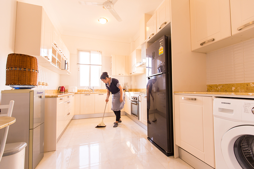 Cleaning service 4
